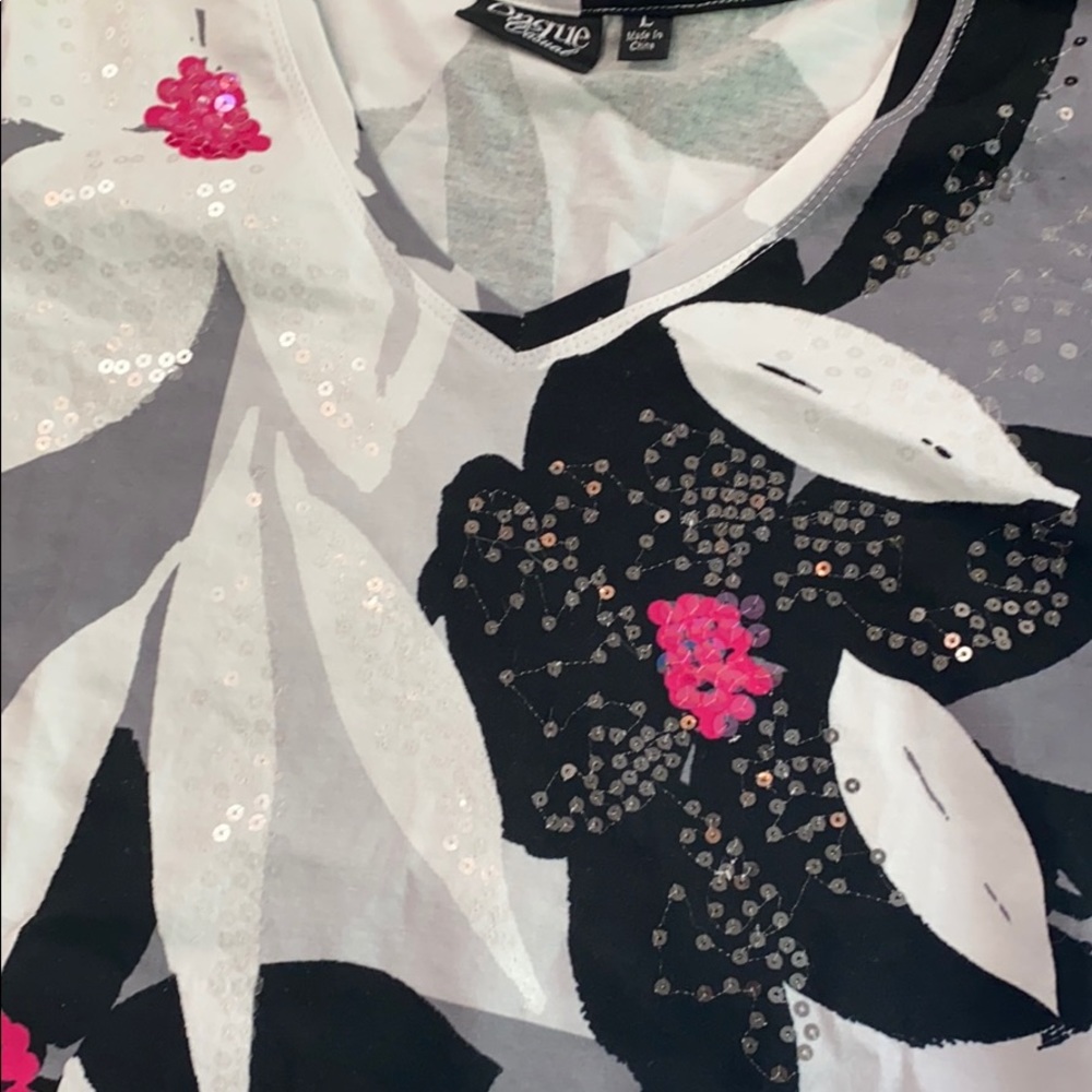 Abstract Floral Top - Picture 5 of 7